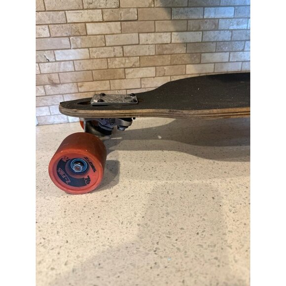 Catalyst longboard with gull wing trucks - Picture 6 of 10